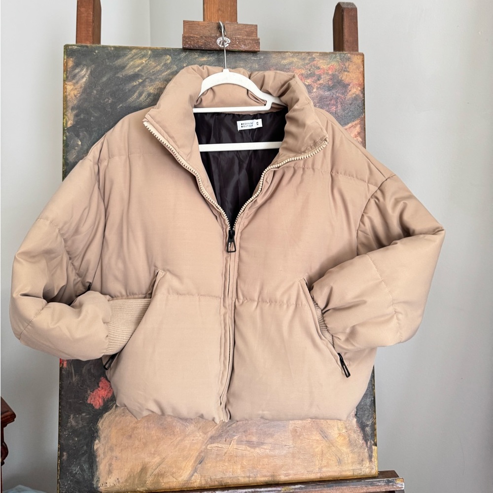 NWOT tan puffer jacket
